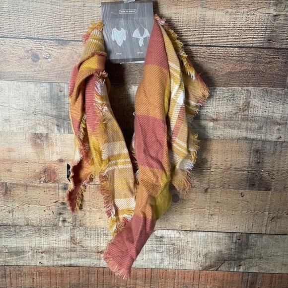 David and Young Triangle Scarf Wrap Shawl Yellow Orange Plaid NWT - Picture 6 of 7